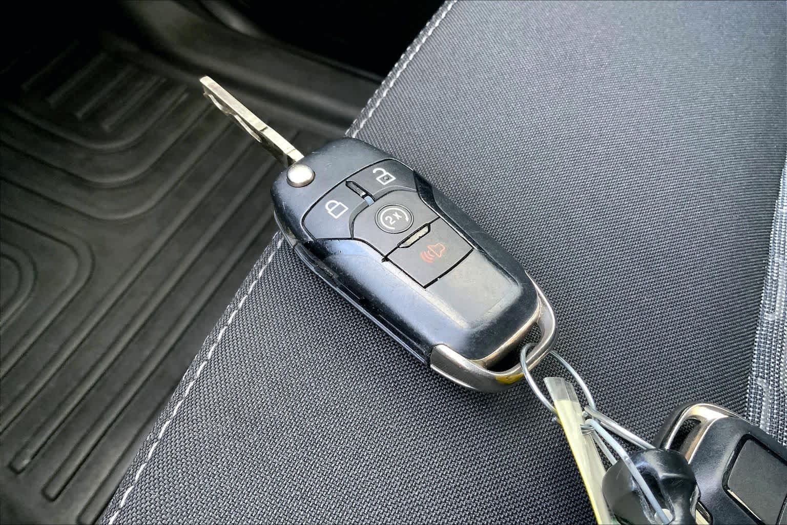 Used 2024 Carbonized Gray Ford XLT image 15