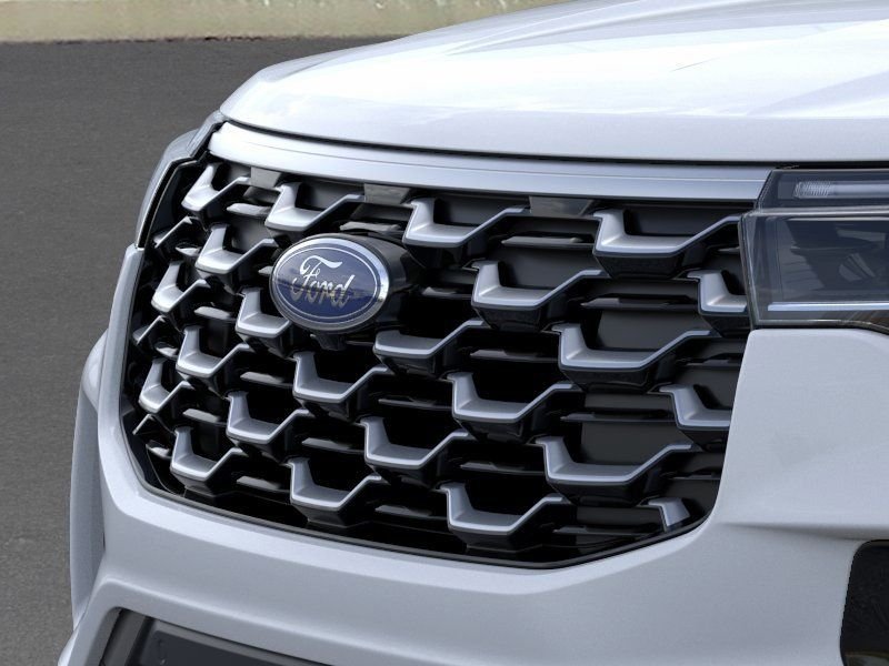 New 2026 Space White Metallic Ford Platinum™ image 19