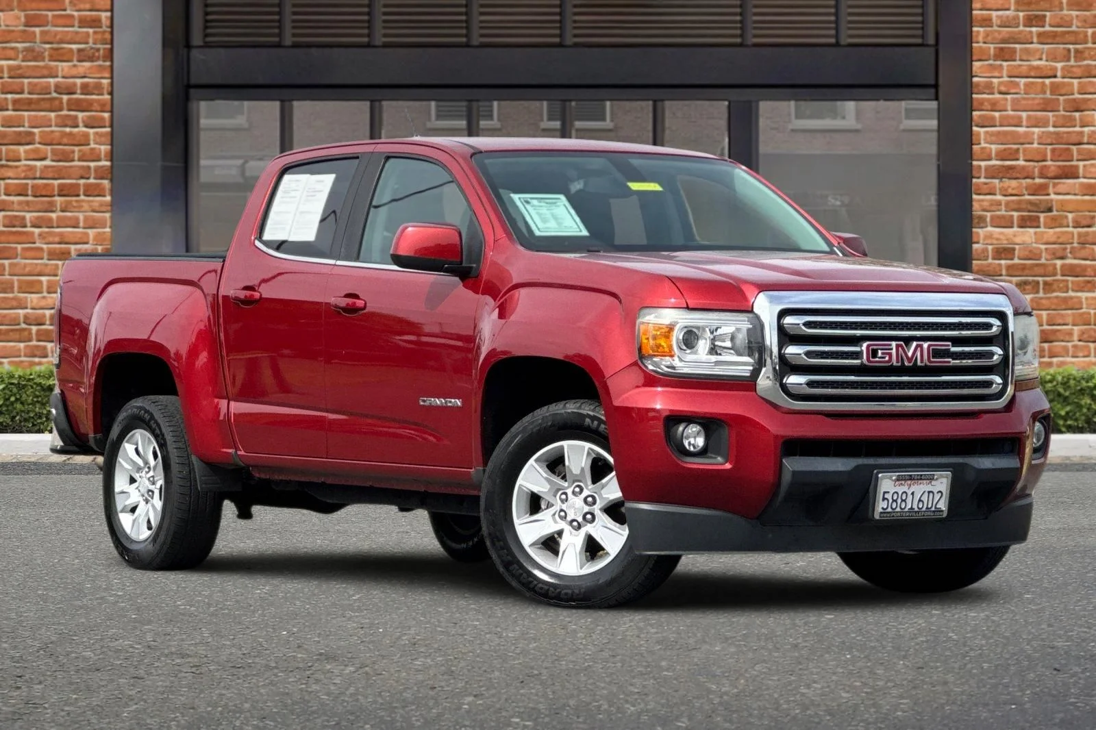 Used 2016 GMC Canyon SLE with VIN 1GTG5CE38G1395120 for sale in Porterville, CA