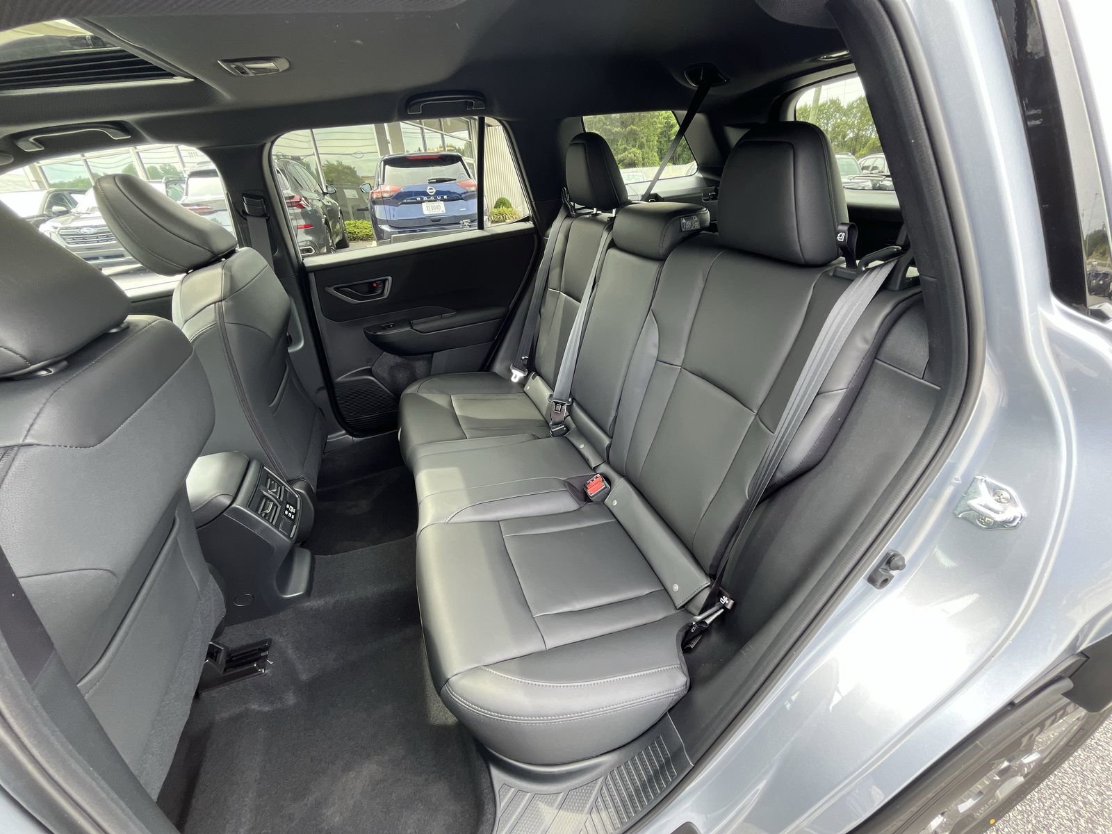 New 2026 ICE SILVER METALLIC Subaru Premium image 27