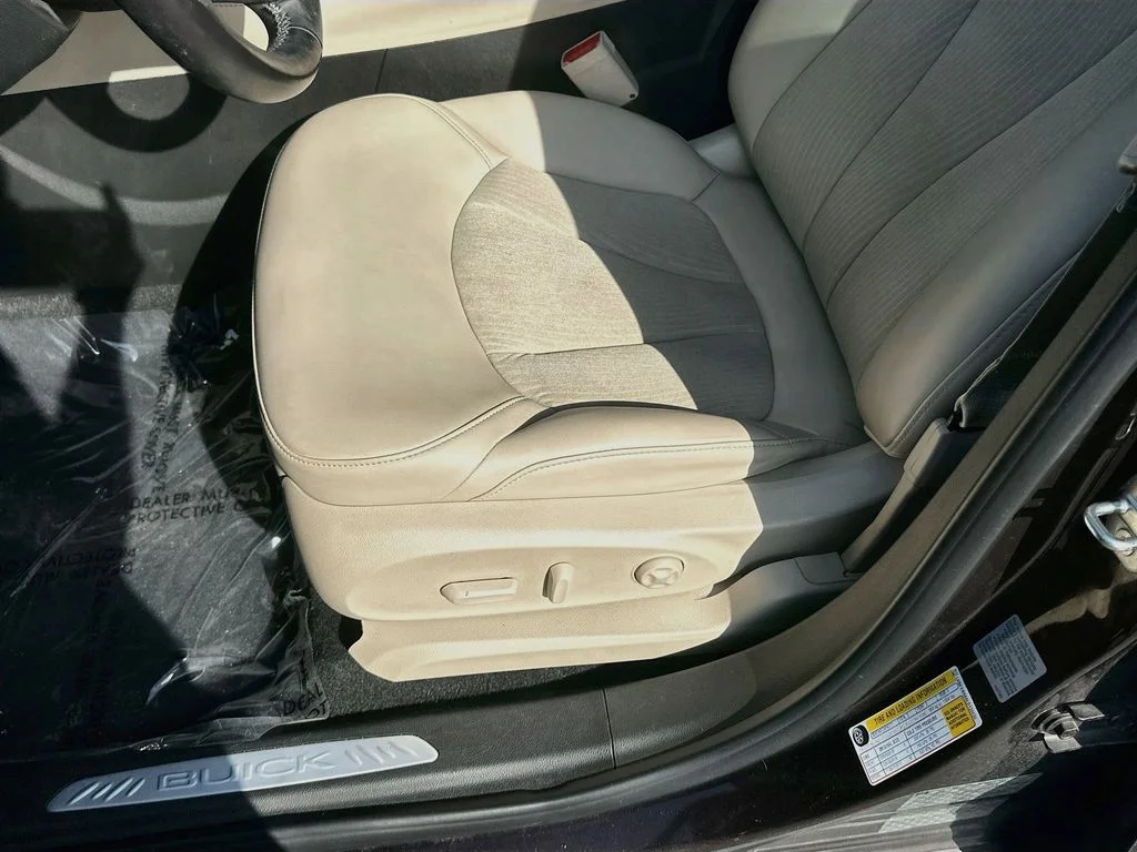Used 2020 Brown Buick Preferred image 17