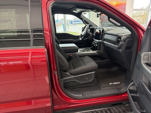 New 2026 Ruby Red Metallic Tinted Clearcoat Ford XLT image 51