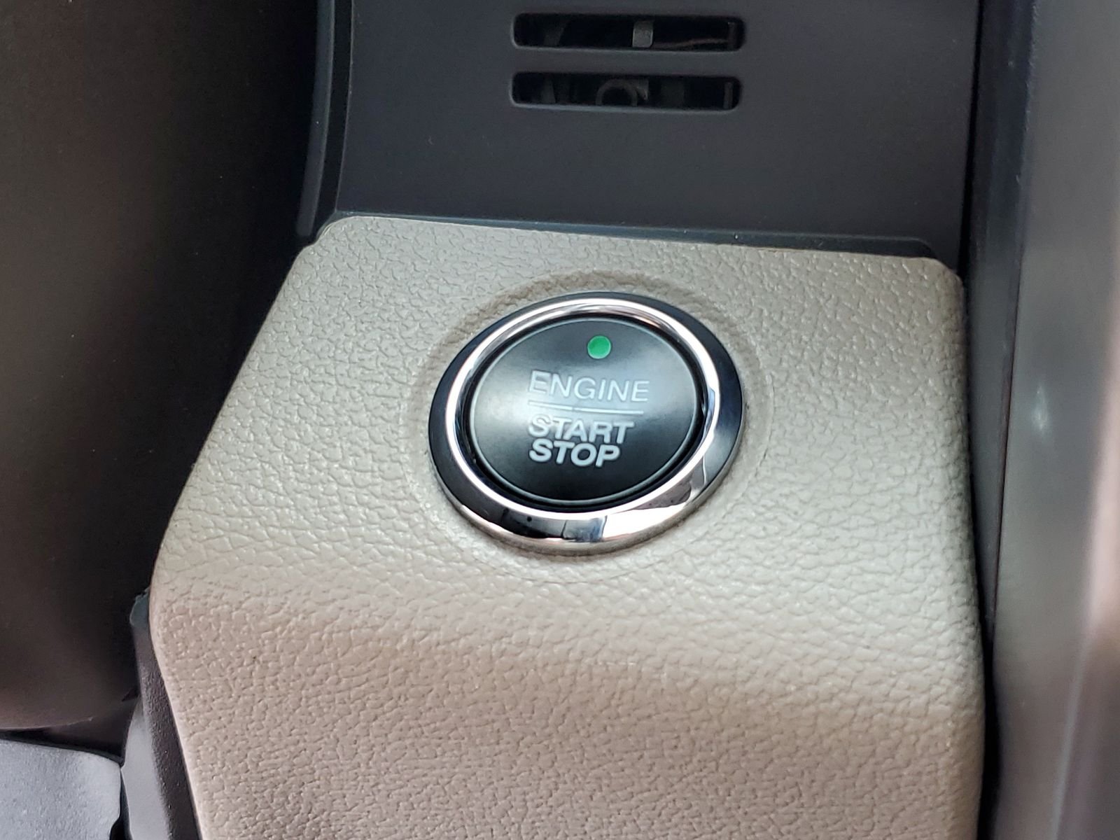 Used 2019 Black Ford Limited image 24