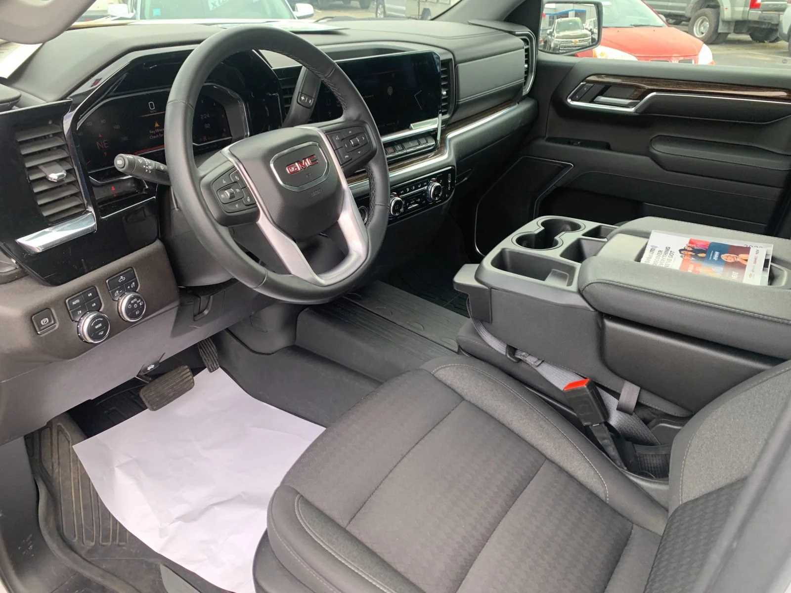 Used 2023 SUMMIT WHITE GMC Elevation image 10