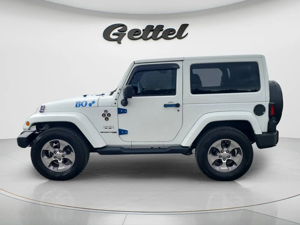 Used 2018 White Jeep Sahara 4x4 image 8