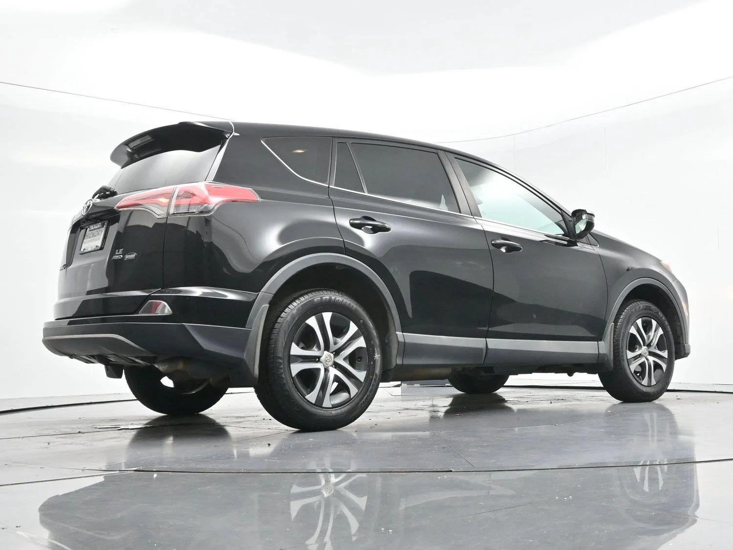 Used 2018 Black Toyota LE image 44