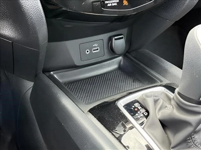 Used 2019 Gray Nissan S image 25