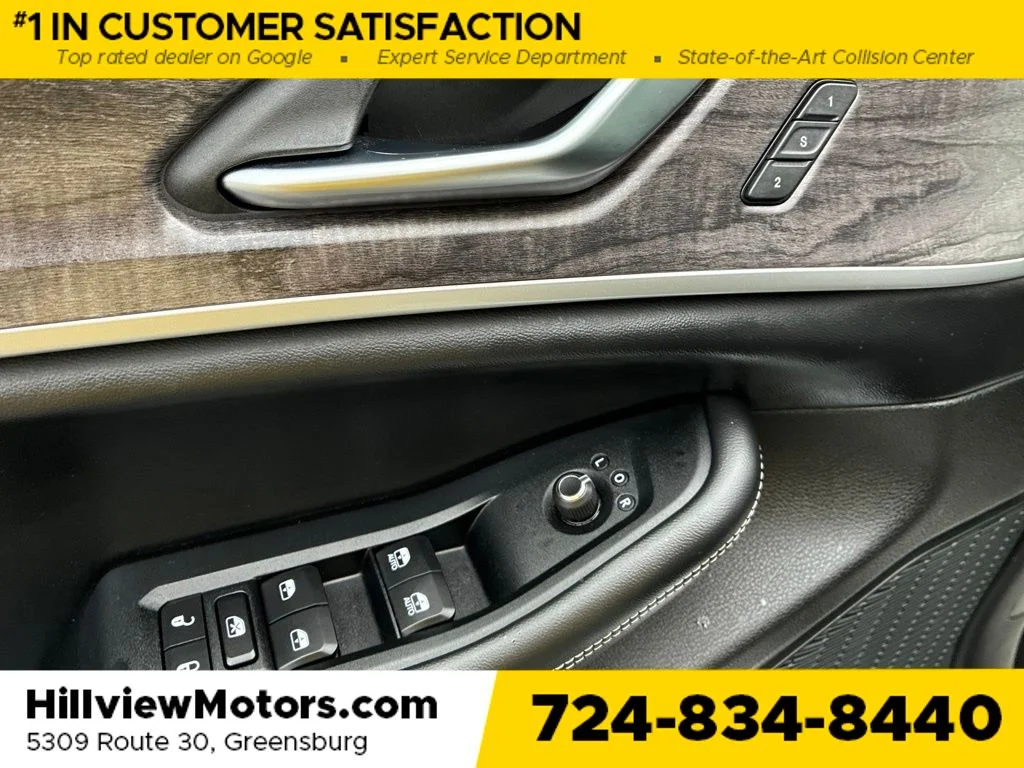 Used 2023 Bright White Clearcoat Jeep Limited image 28