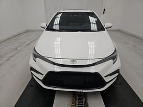 Certified Used 2023 Ice Toyota SE image 2