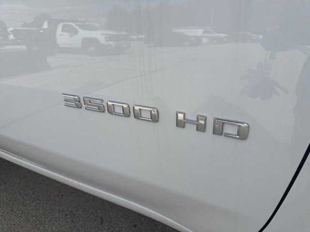 New 2025 Summit White Chevrolet Work Truck image 9