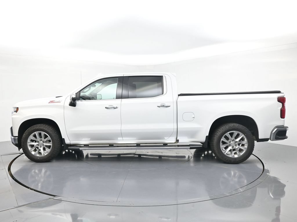 Used 2022 Summit White Chevrolet LTZ image 5