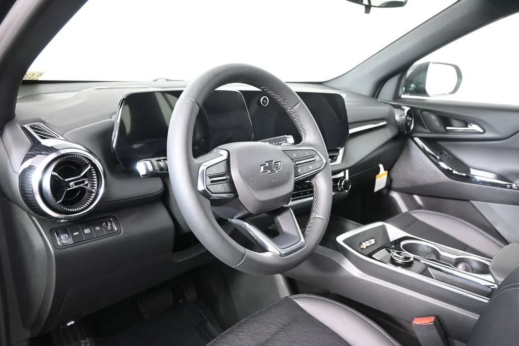 2026 Chevrolet Equinox LT - Photo 22