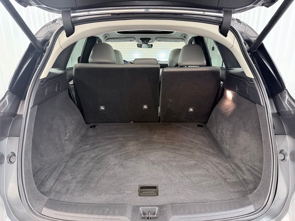 Used 2023 Gray INFINITI LUXE image 32