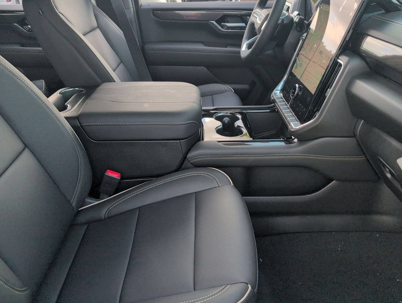 2026 GMC Yukon Elevation - Photo 27