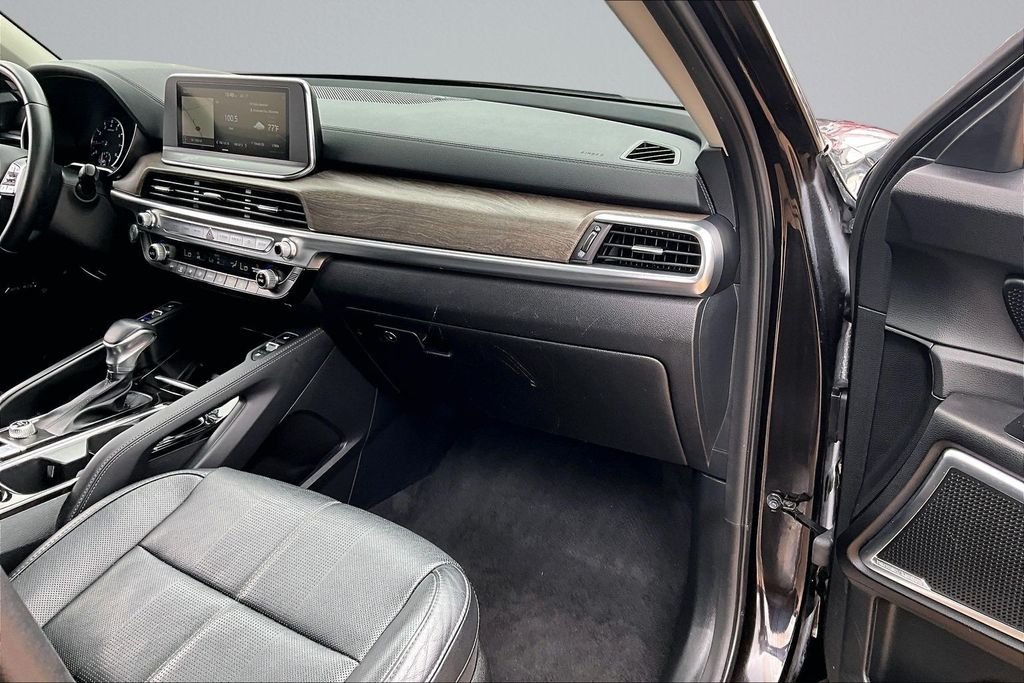 Used 2020 Black Kia SX image 14
