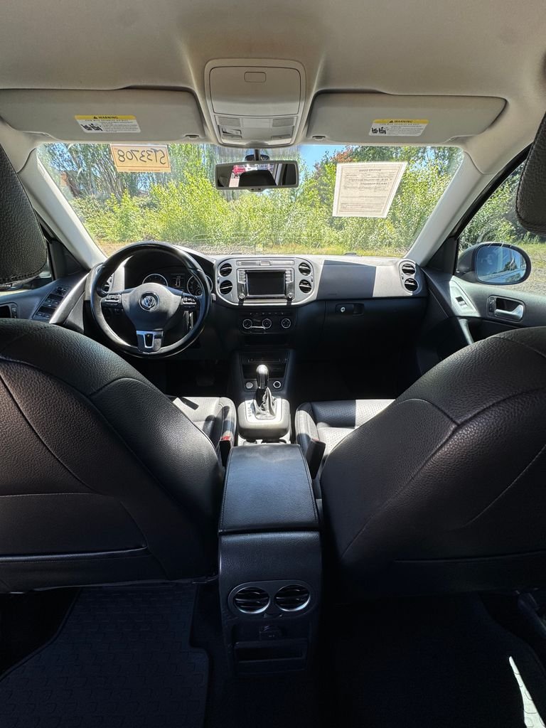 Used 2017 Pepper / Gray Volkswagen 2.0T S image 28