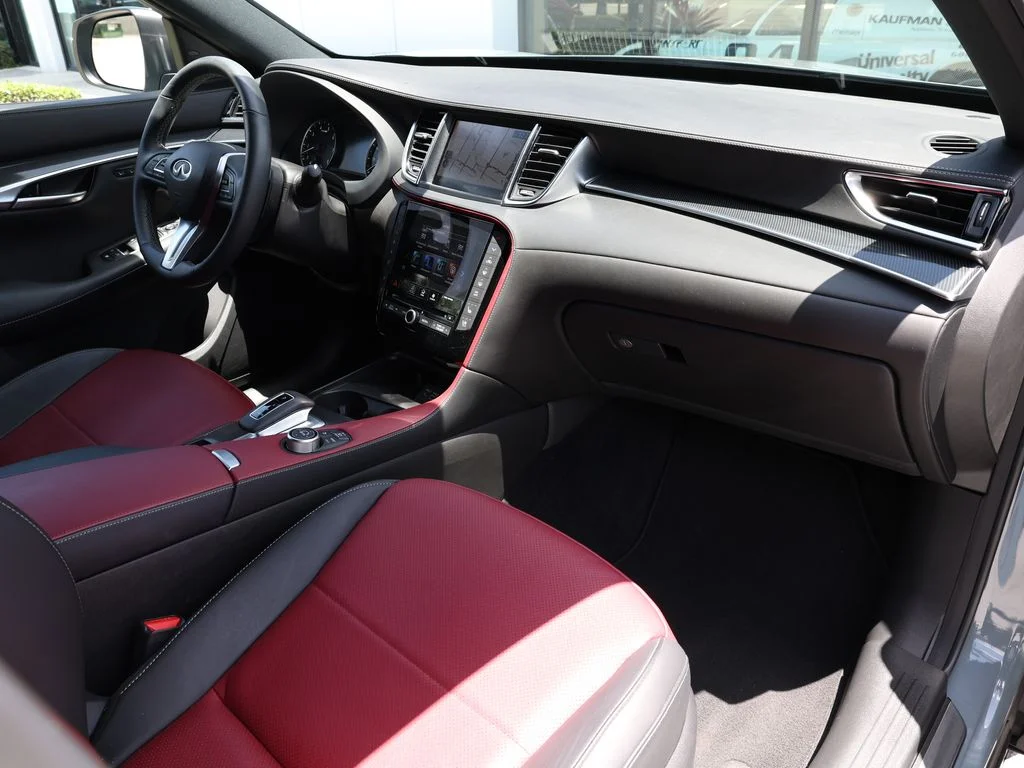 Certified Used 2025 Gray INFINITI SPORT image 22