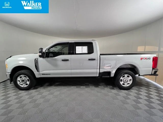 Used 2025 White Ford XLT image 4