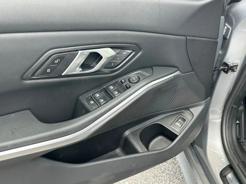 Used 2025 Gray BMW 330i image 16