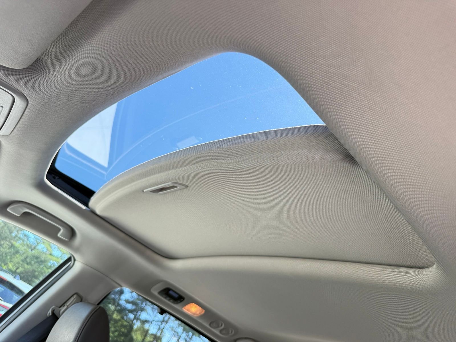Used 2015  Honda EX-L image 10