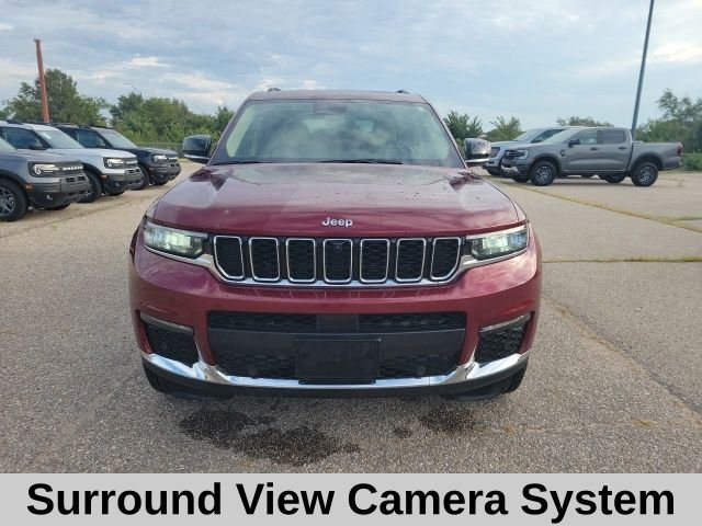 Used 2022 Velvet Jeep Limited image 21