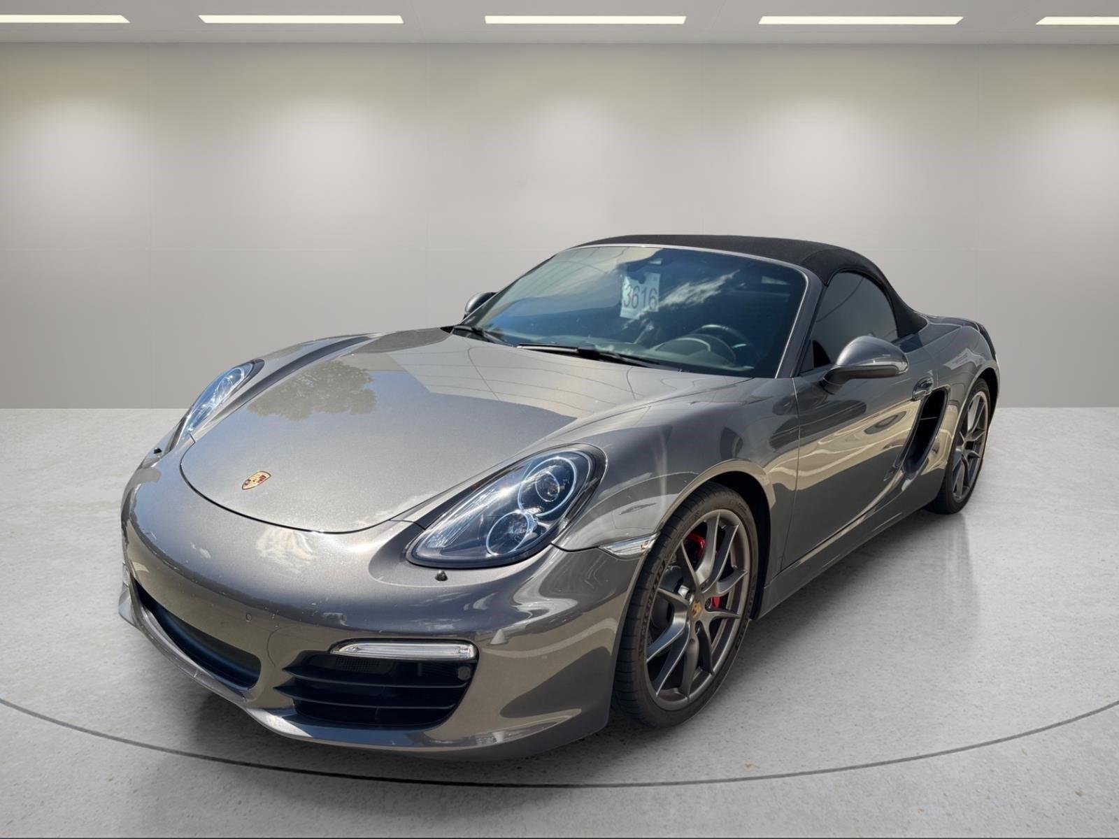 Used 2016 Agate Gray Metallic Porsche S image 21