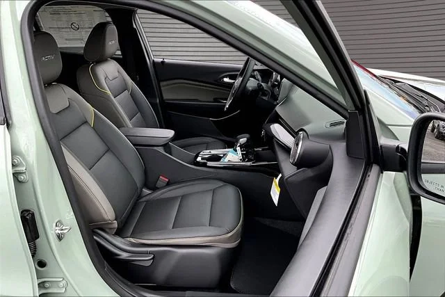 New 2026 Cacti Green Chevrolet ACTIV image 10