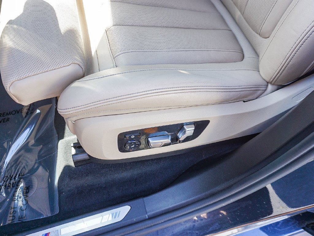 Used 2021 Gray Metallic BMW xDrive40i image 20