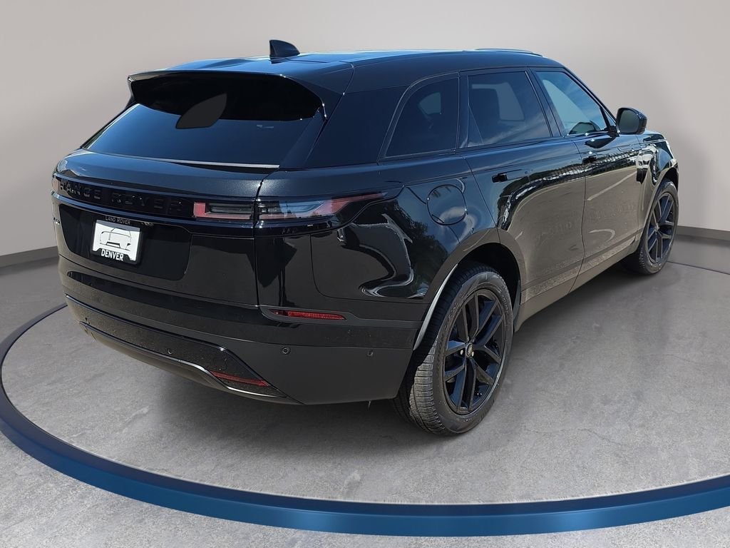 New 2026 Santorini Black Land Rover S image 5