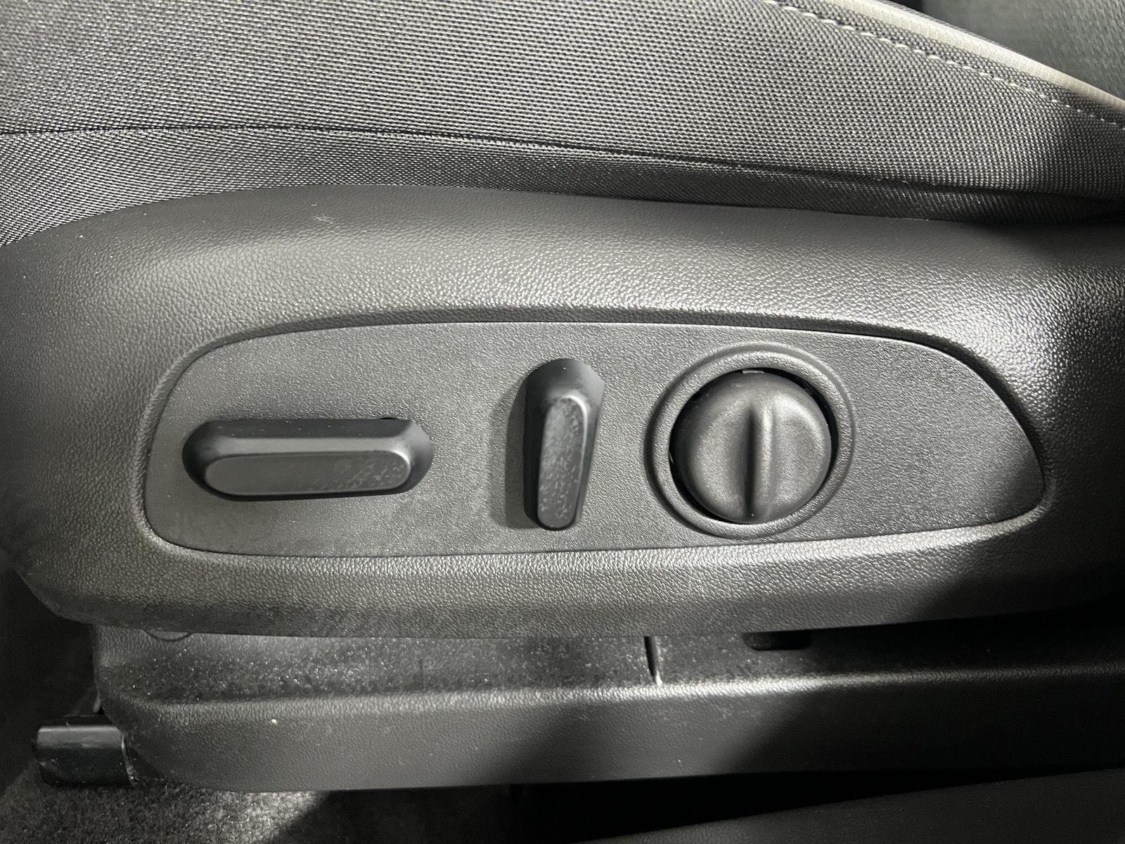 Used 2023 Sterling Gray Metallic Chevrolet LT image 41