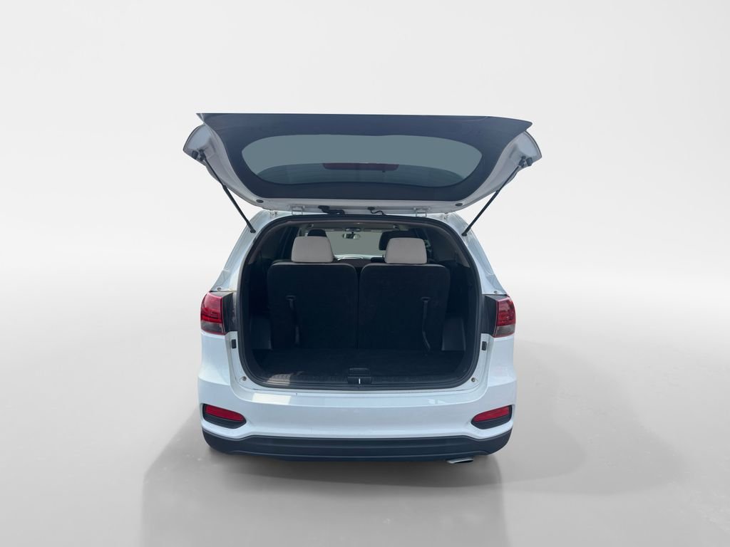 Used 2019 Snow White Pearl Kia LX image 23