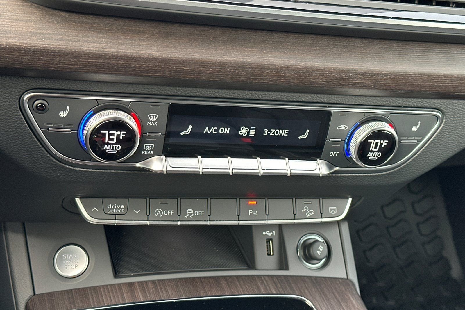 Used 2025 Silver Audi  image 19