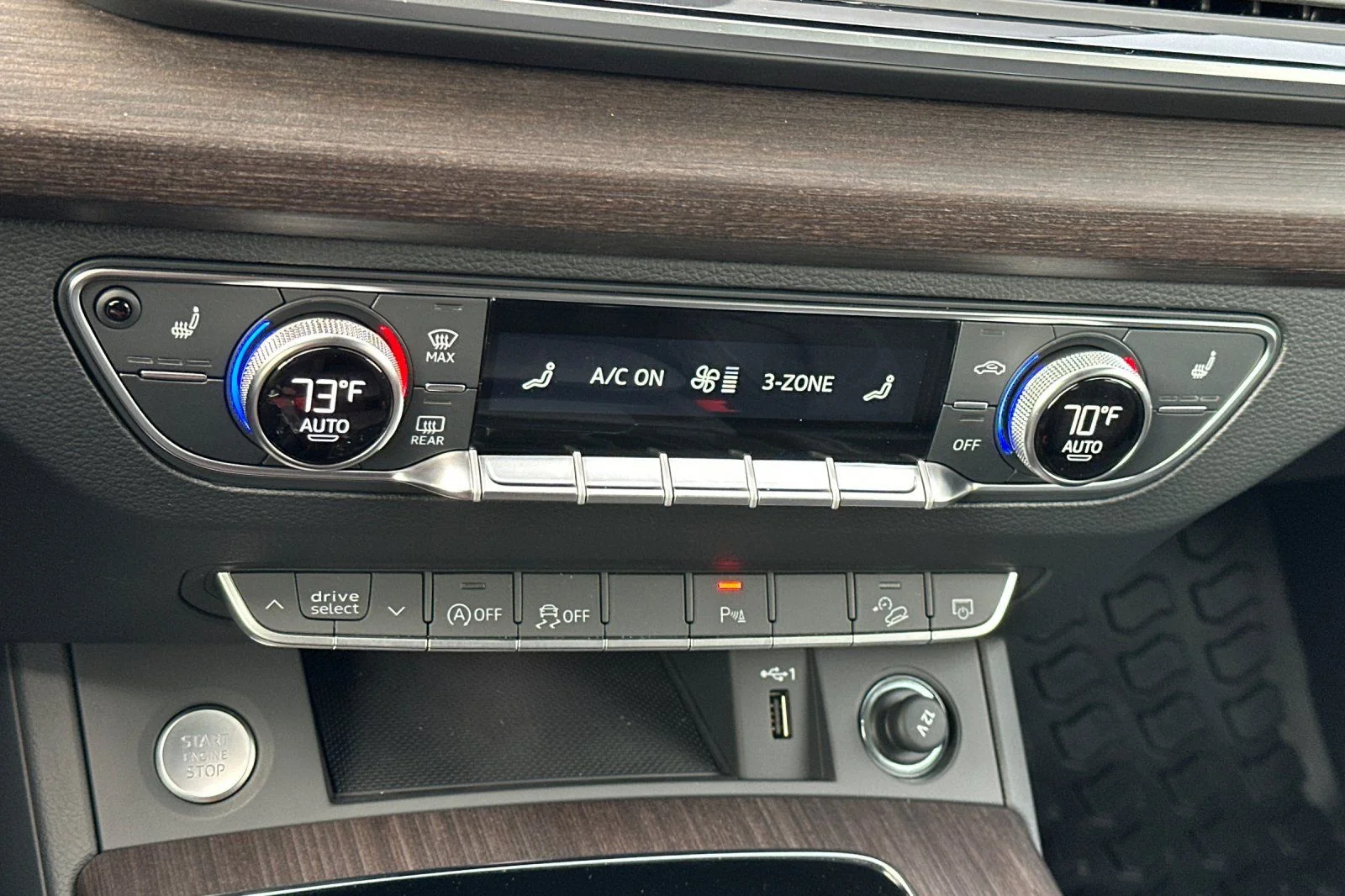 Used 2025 Silver Audi 45 S line Premium image 19