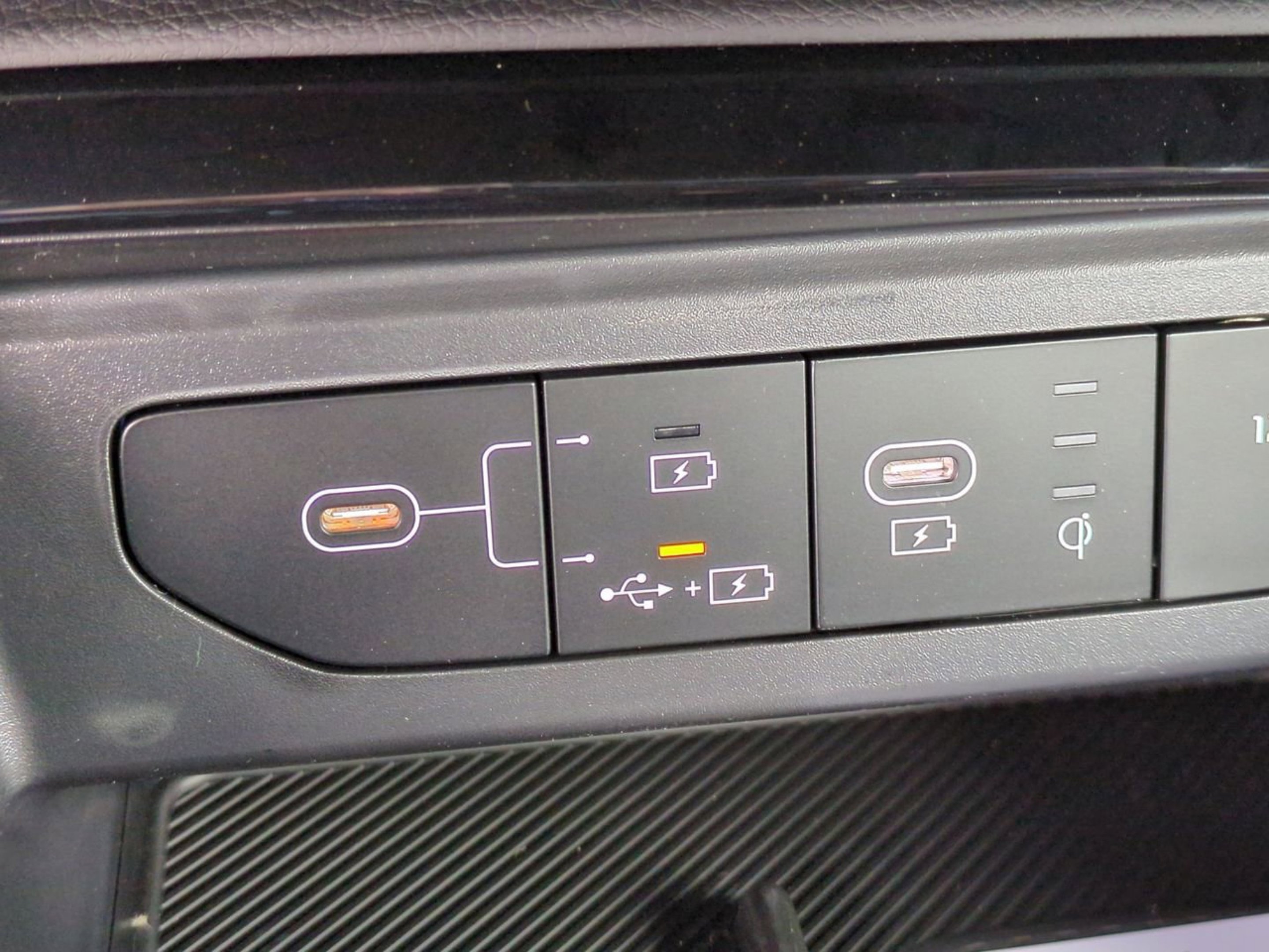 New 2026 Snow White Pearl Kia GT-Line FWD image 25
