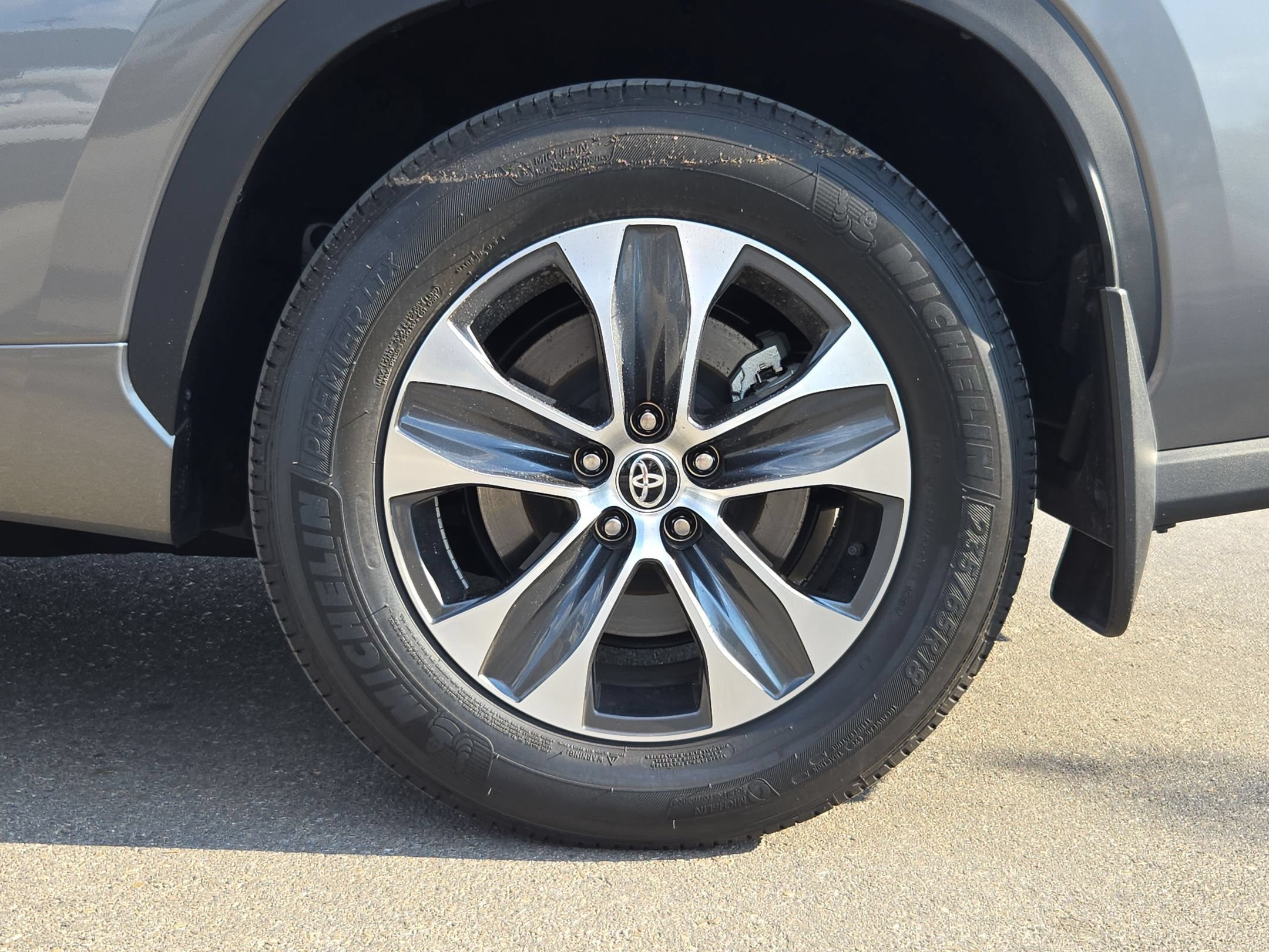 Used 2026 Heavy Metal Toyota XLE image 24