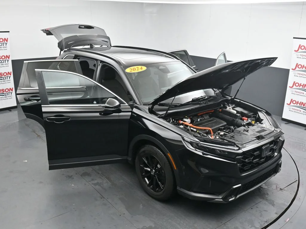 Used 2024  Honda Sport image 40