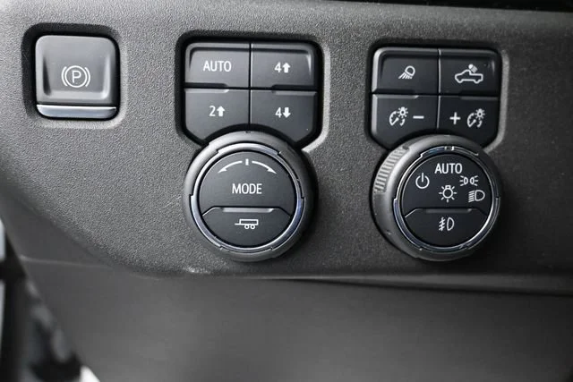 Used 2023 Summit White Chevrolet LTZ image 13
