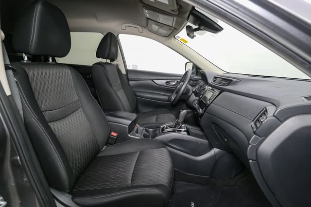 Used 2019 Gray Nissan SV image 17