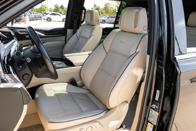 Used 2022 Black Cadillac Premium image 50