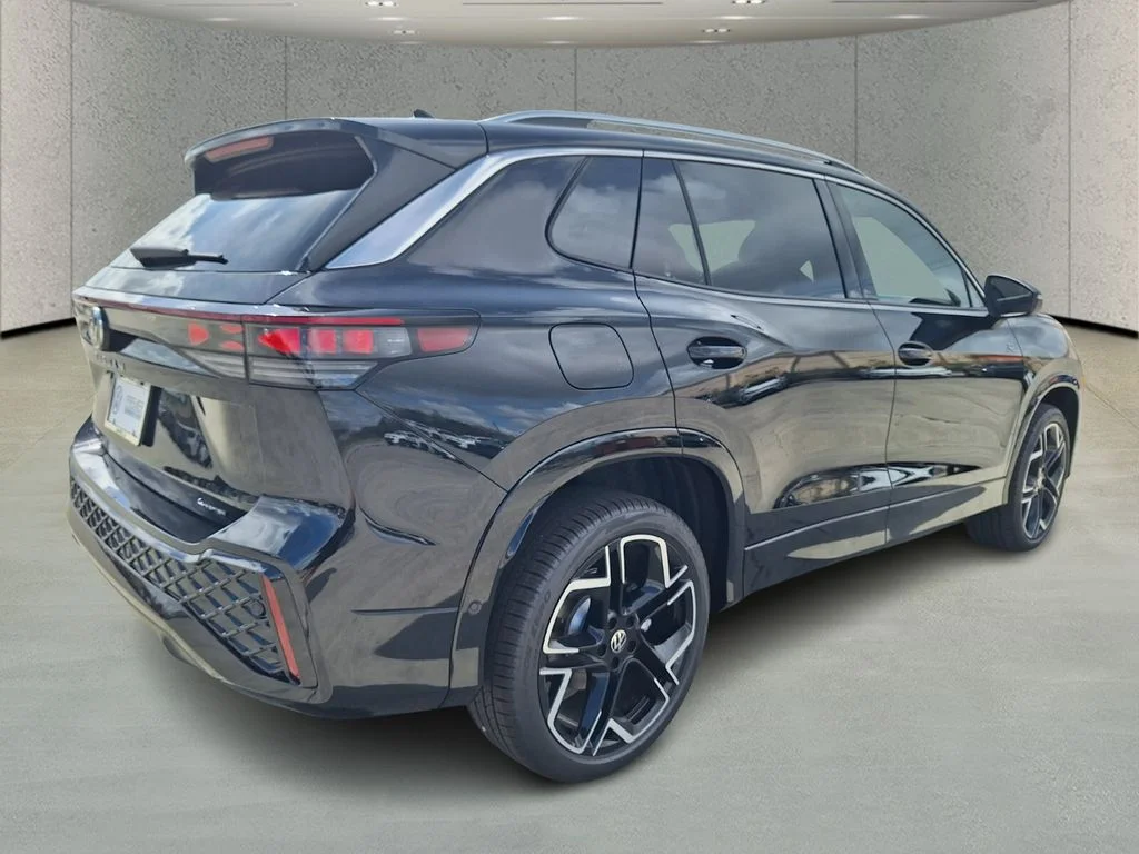 New 2026 Black Volkswagen 2.0T SEL R-Line Turbo image 5