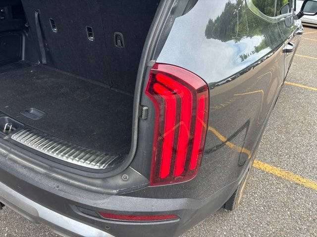 Used 2020 Gravity Grey Kia SX image 8
