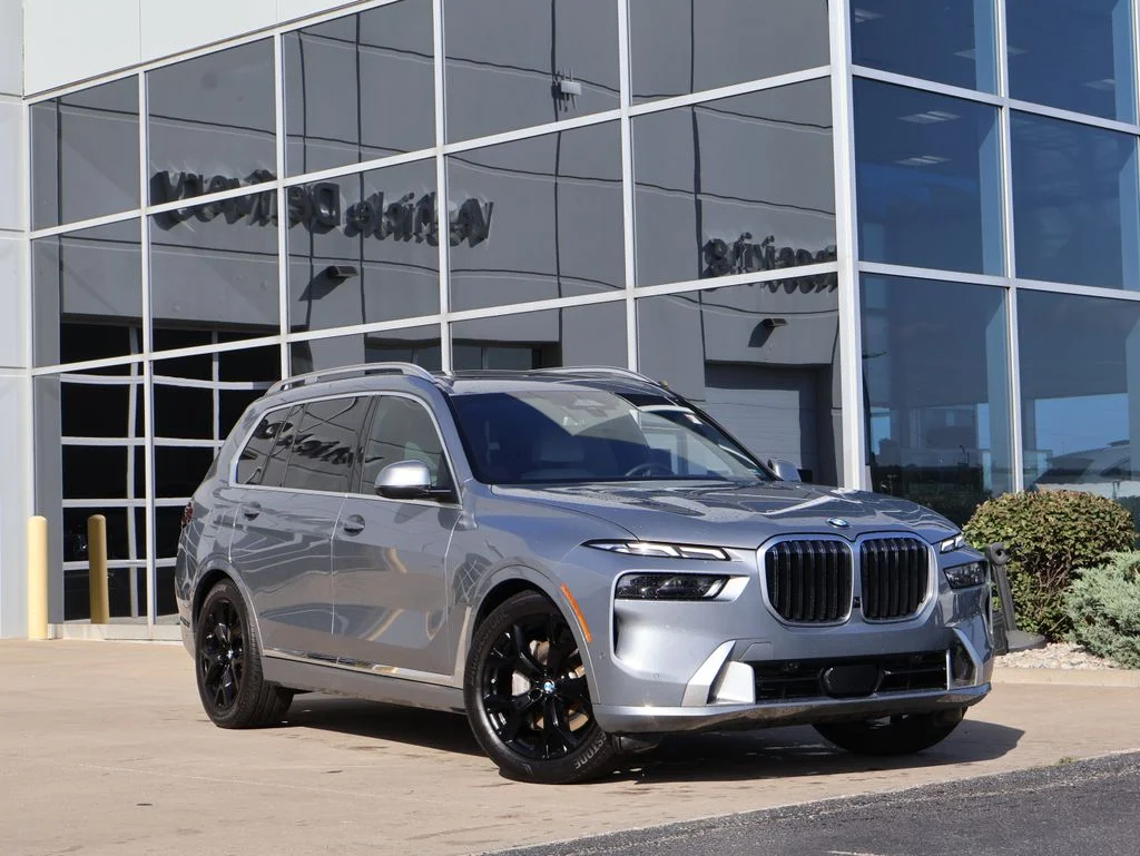 2024 BMW X7