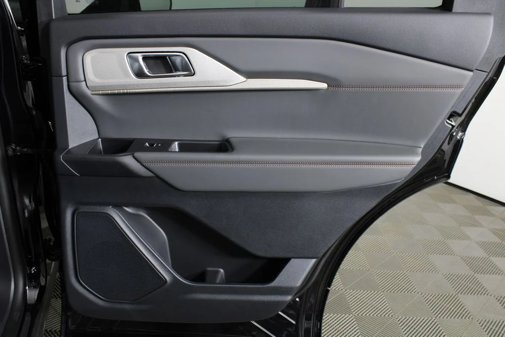 New 2026 Agate Black Metallic Ford Active image 11