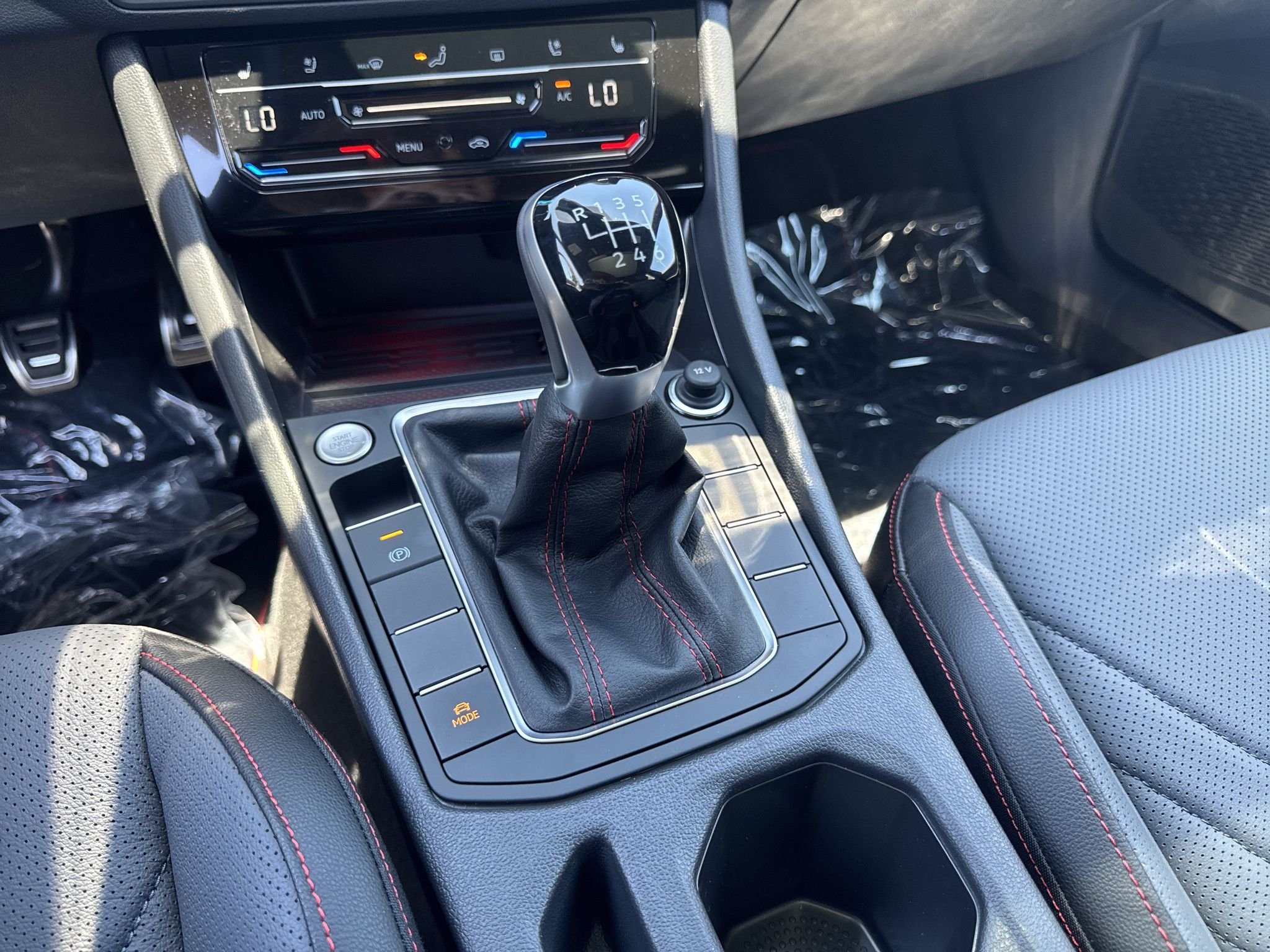 New 2026 Deep Black Pearl Volkswagen Autobahn image 28