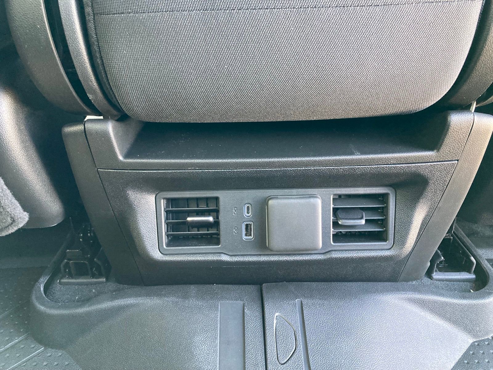 2025 Chevrolet Silverado 1500 LT - Photo 36