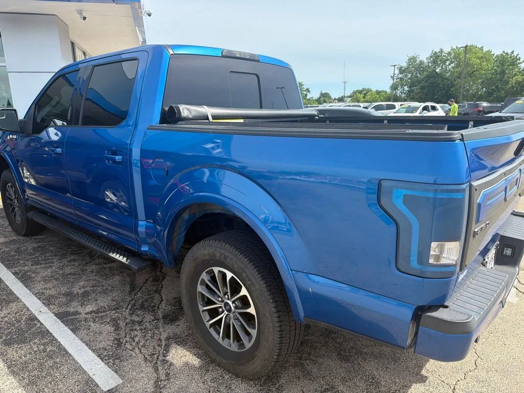 Used 2015 Blue Ford XLT image 5