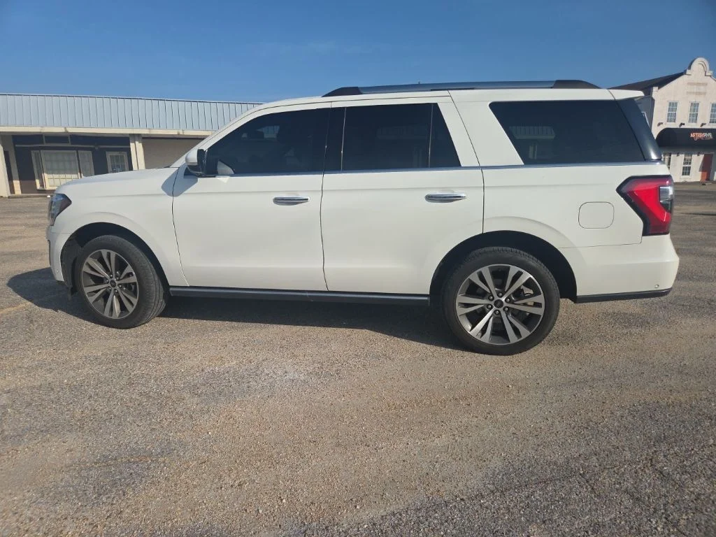 Used 2021 White Metallic Ford Limited image 6