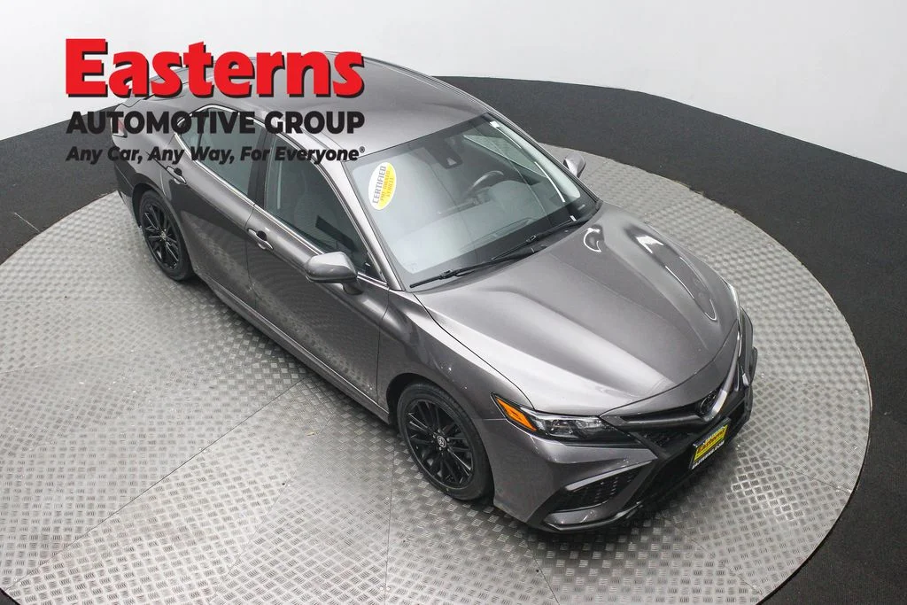 Used 2023 Gray Toyota SE image 3