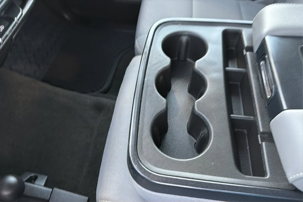 Used 2016 Black Chevrolet Custom image 33