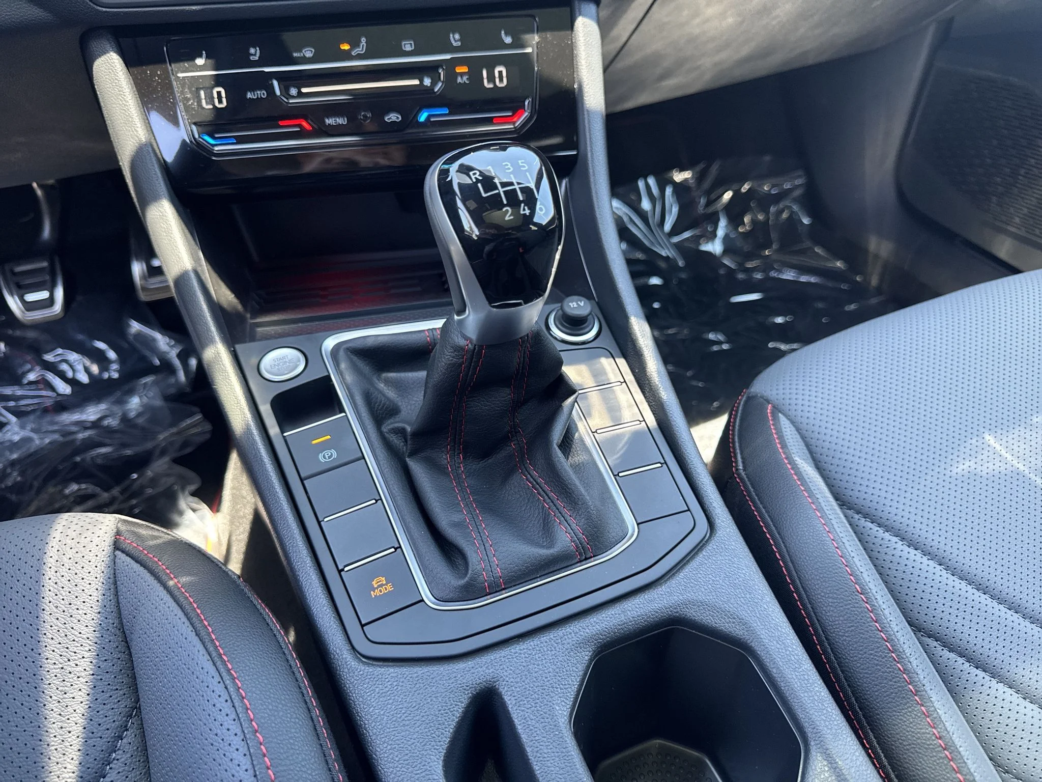 New 2026 Deep Black Pearl Volkswagen Autobahn image 28